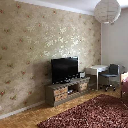 Toukola 60 M2 Apartment. Mi Casa Tu Casa Appartement Helsinki